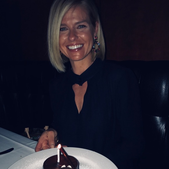 Meet your Posher, Heather - Picture 1 of 1